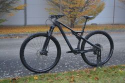 Cube AMS C:68 Race 29" Carbon´n´grey (M) 