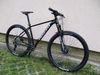 Nové 29" kolo ROZZO BOOST, vzduch. vidlice Suntour Raidon, osazení Shimano SLX/Deore 1x12, pevné osy