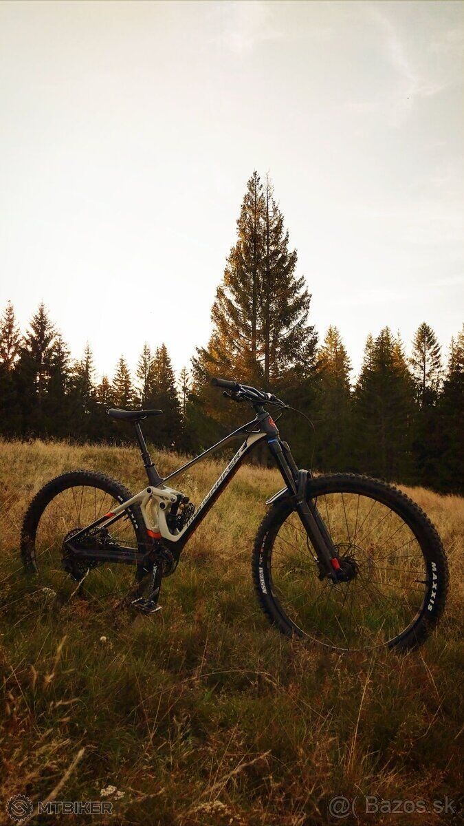 Mondraker Superfoxy Carbon R 