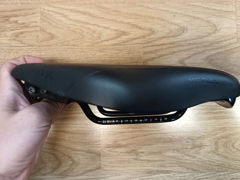 Fizik Mistica Regular Saddle 135mm S-Alloy