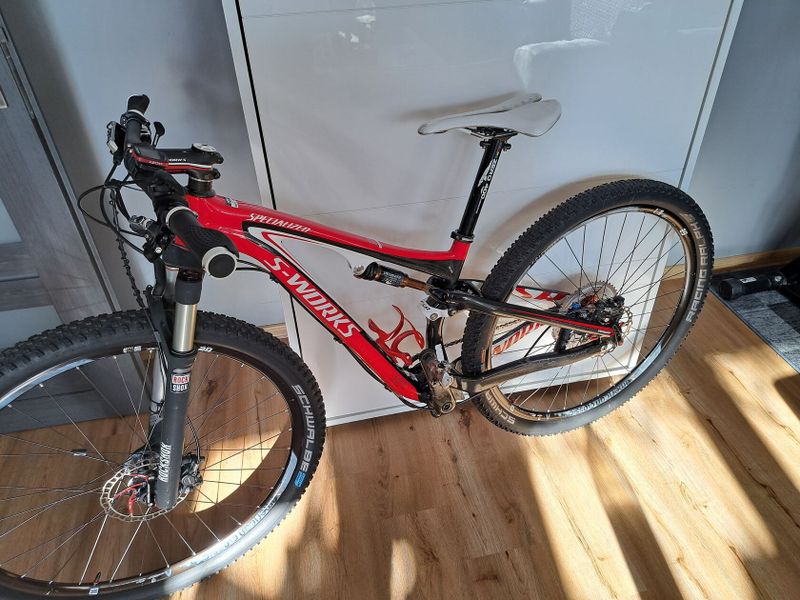 Prodám celoodpružené kolo Specialized S-Works Epic velikost S 