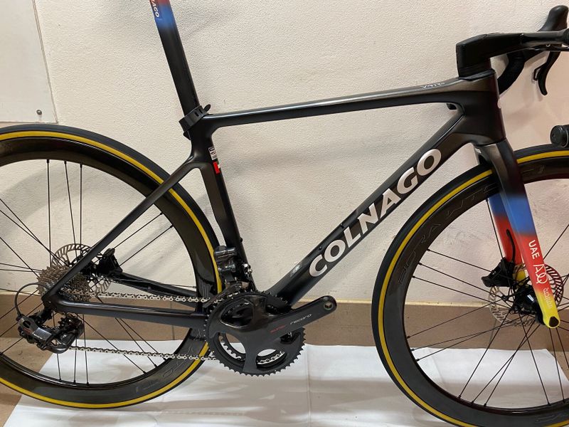 Colnago V4Rs Emirates, Campagnolo SR EPS