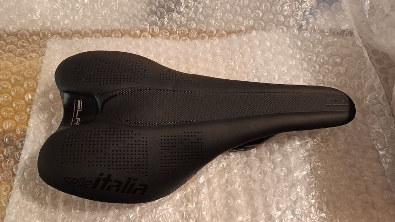 Sedlo SELLE ITALIA SLR Boost Kit Carbonio