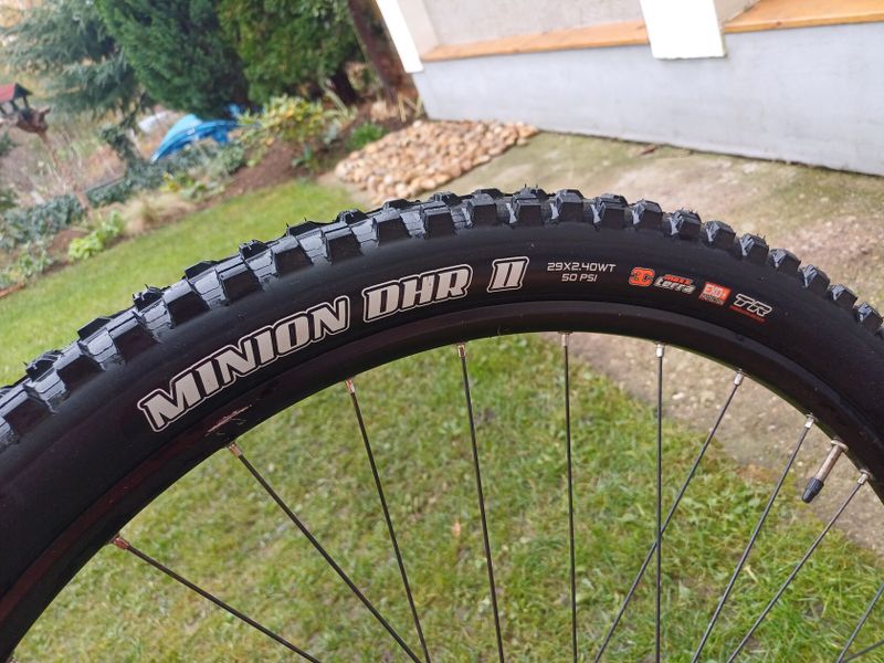 Maxxis Minion DHR II 29x2,4" C3, Maxx terra, EXO+, TR