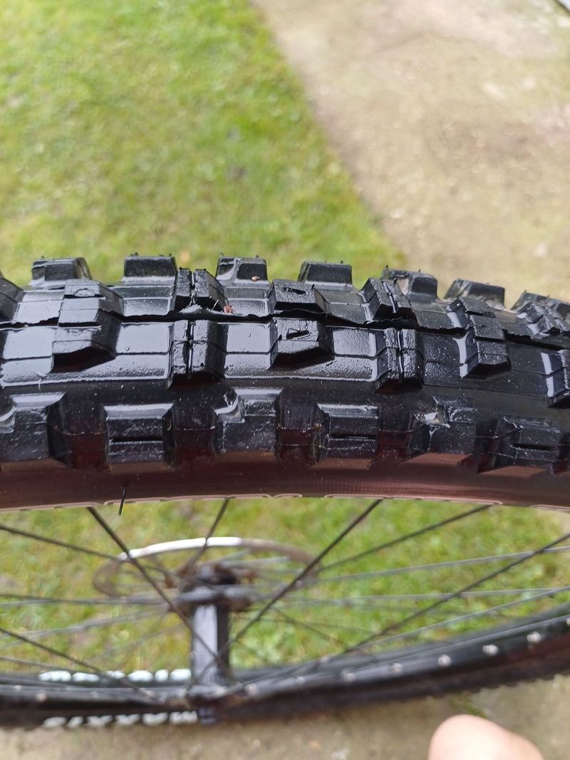 Maxxis Minion DHR II 29x2,4" C3, Maxx terra, EXO+, TR