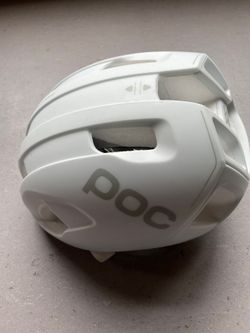 POC Ventral SPIN M 54-59cm white matt minimálně používanou v perfektním stavu za 2.500,-Kč 