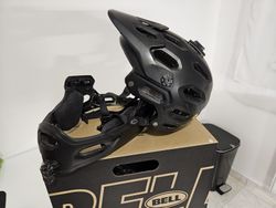 bell super 3r mips S(52-56cm)