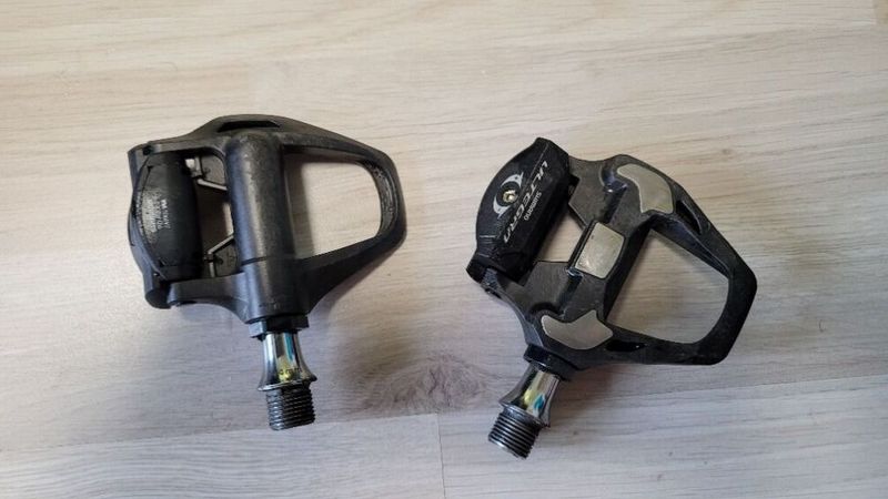 silniční pedály Shimano Ultegra SPD SL PD-R8000 / 4 mm