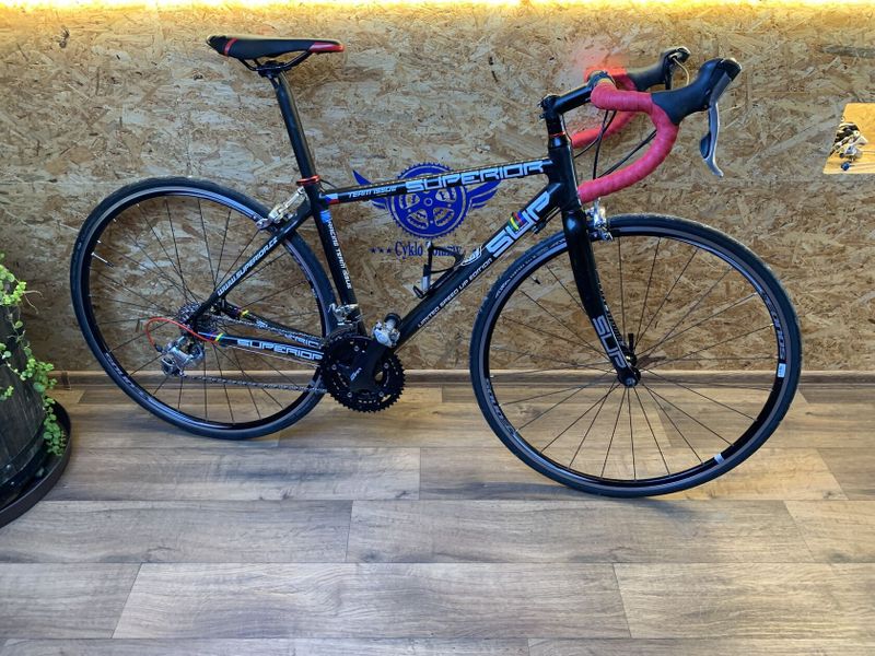 Superior Road Team Issue Karbon 