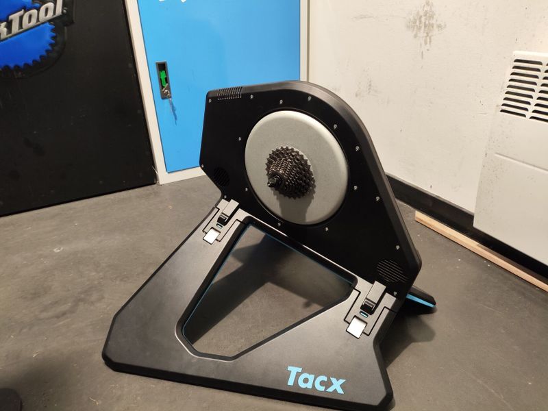 Tacx neo 2