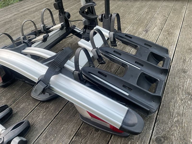 Thule VeloCompact 13-pin S adaptérem 3+1 REZERVACE 