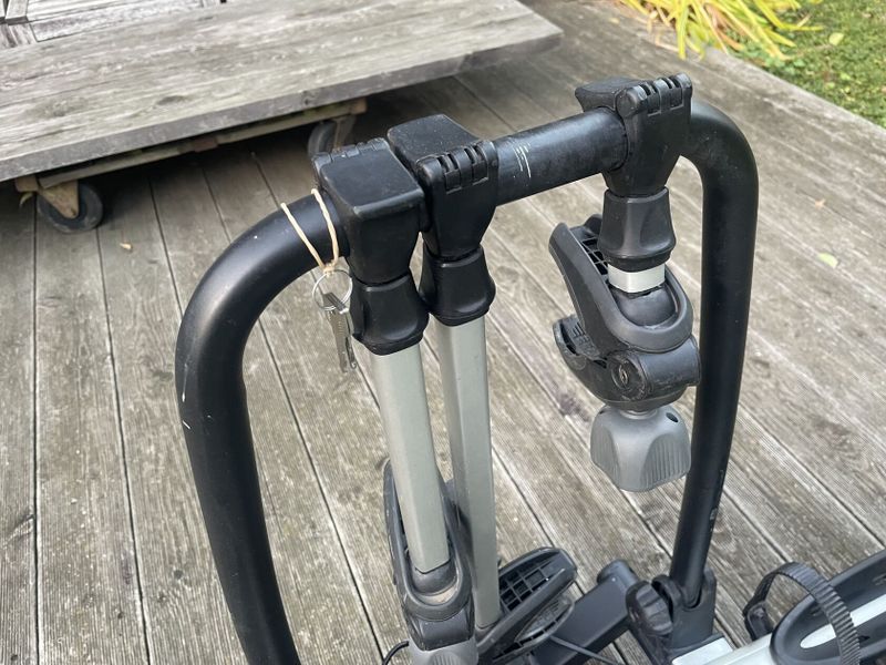 Thule VeloCompact 13-pin S adaptérem 3+1 REZERVACE 