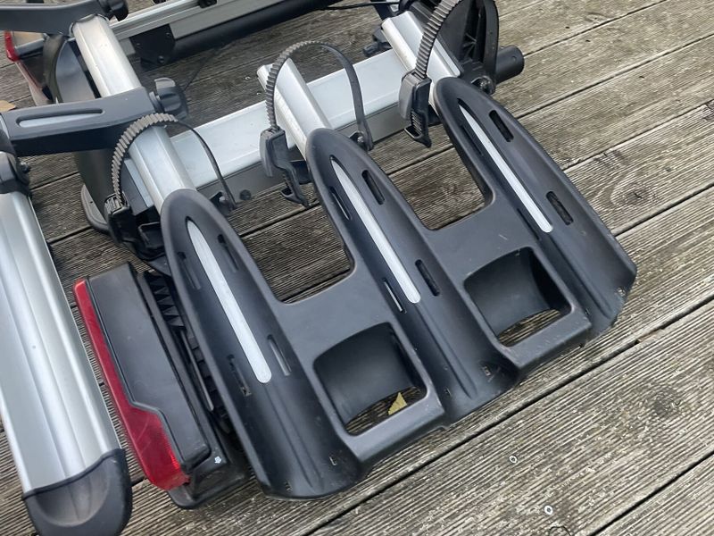 Thule VeloCompact 13-pin S adaptérem 3+1 REZERVACE 