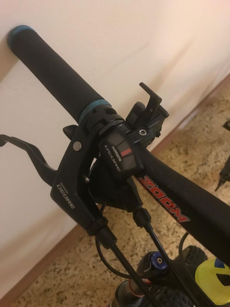 Prodám Maxbike M506 vel. 15 pal. (dětské)