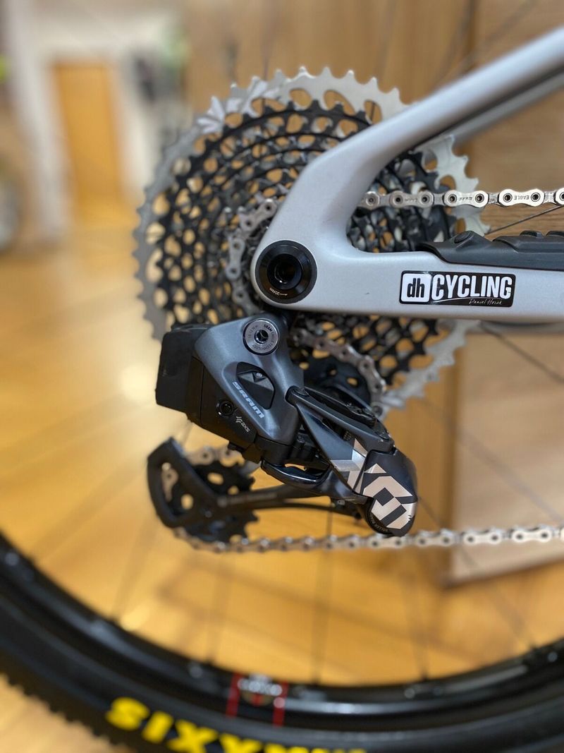 NOVÝ!! SANTA CRUZ BLUR CC 2024, XL, Sram AXS s plnou zárukou