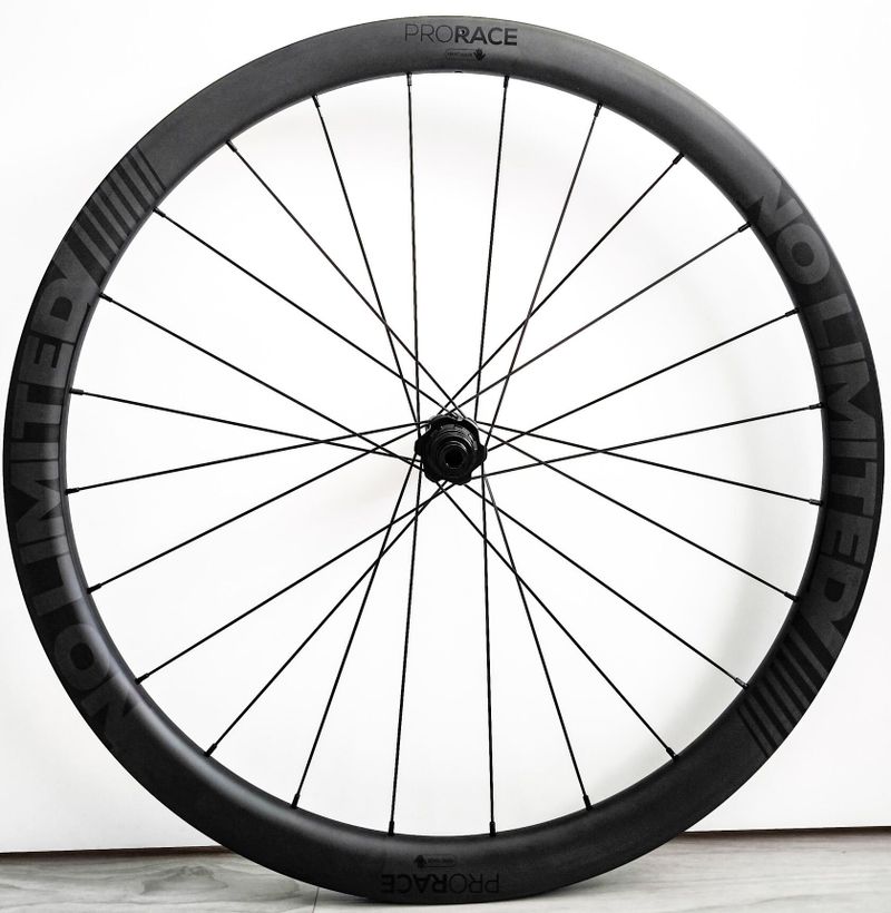 NoLimited Gravel 35 Disc clincher nové