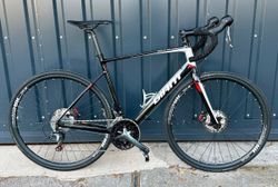 Giant Defy Aluxx vel. M/L