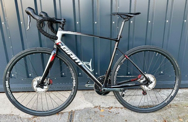 Giant Defy Aluxx vel. M/L