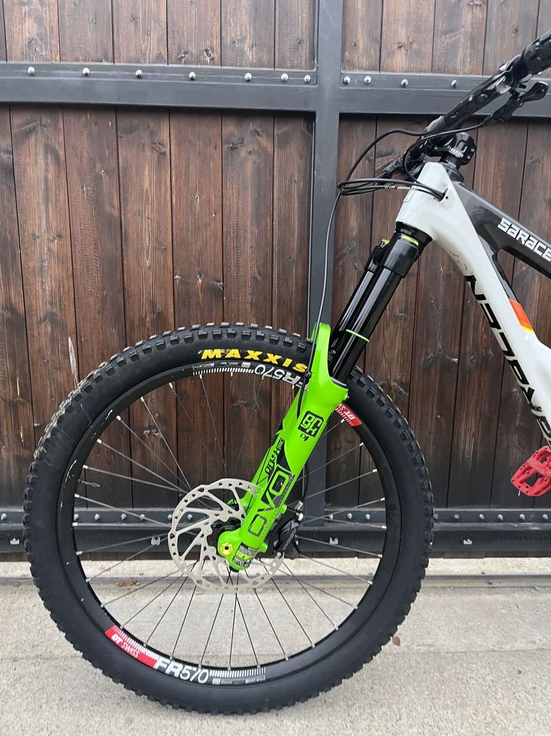 Saracen l