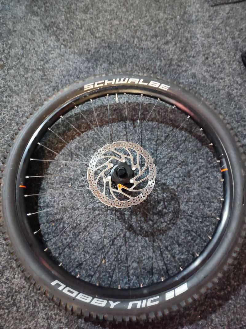 Ráfky Cube Ex25, 32H včetně plášťů Schwalbe Nobby Nic kevlar 2,4