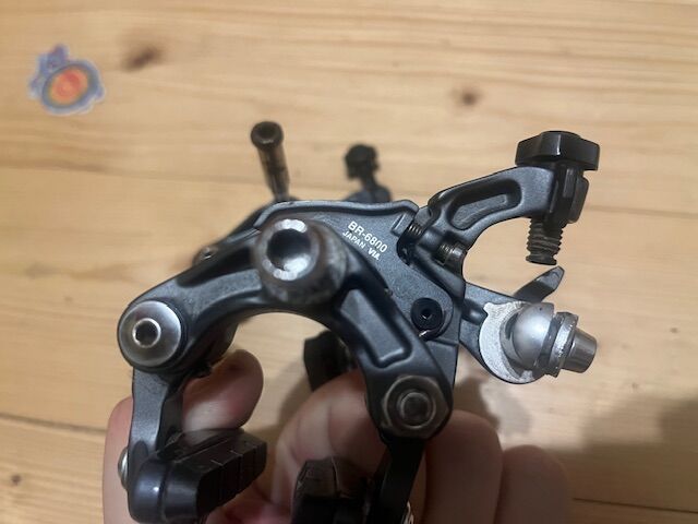 Čelisti brzdy Shimano Ultegra BR-6800, použité