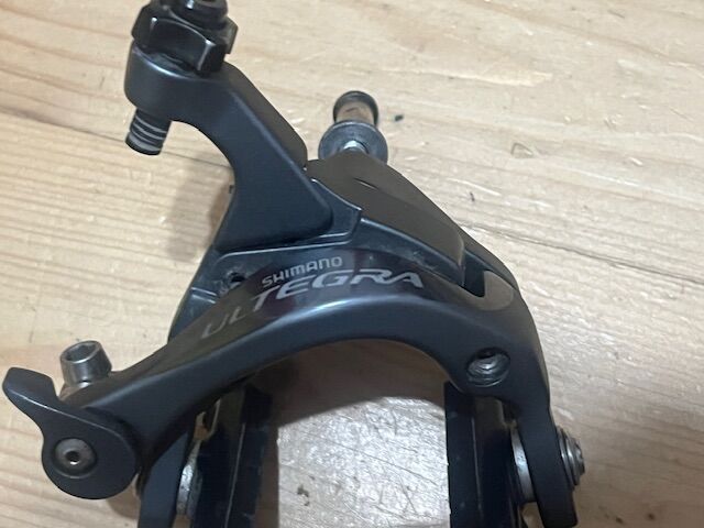 Čelisti brzdy Shimano Ultegra BR-6800, použité