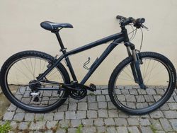 Horské kolo Specialized Hardrock 27,5; vel. rámu 16" pro výšku 155-165cm, 3x8 rychl