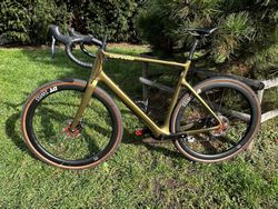 Cervélo Aspero vel.58 olive gold