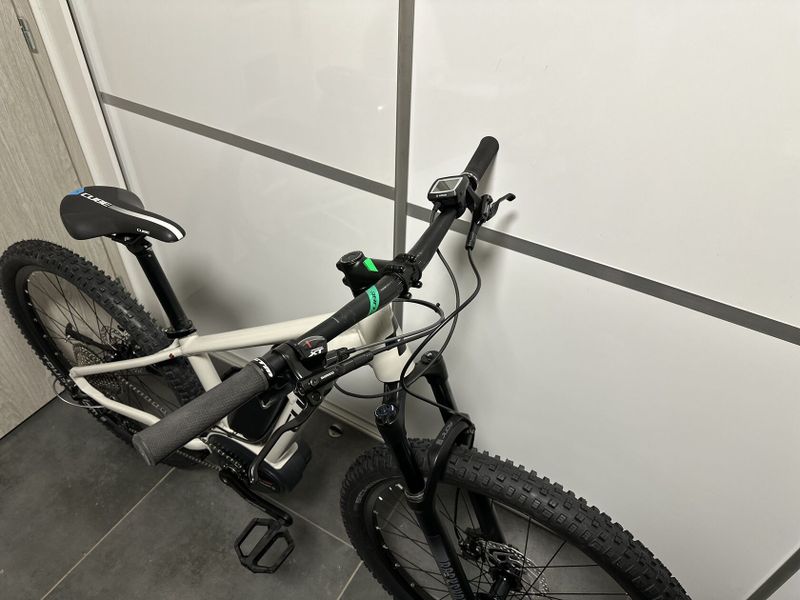 Cube Acces Hybrid Race 500