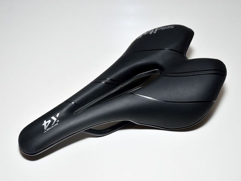 Sedlo Selle Italia X4 Boost