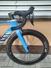 Canyon Aeroad CF SL Ultegra Di2 v barvách Movistar