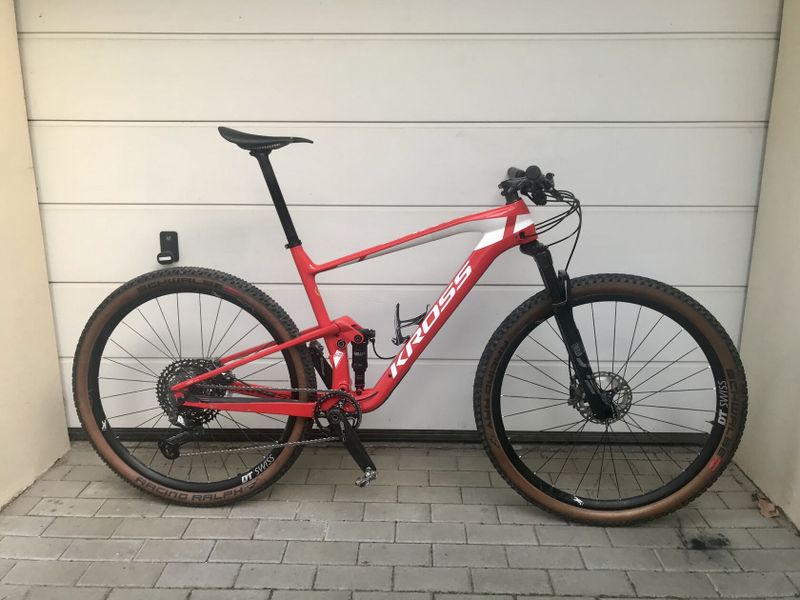 Kross Earth Team, vel. 20"(XL), 10.6kg, XTR, karbon zapl.kola DT Swiss 1200