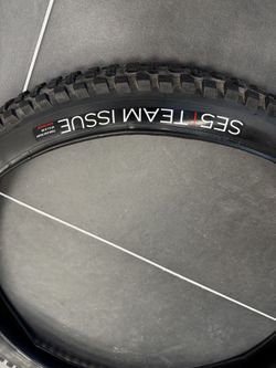 Plášť Bontrager SE5 27,5x2.50