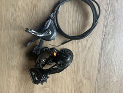 Přehazovačka Shimano XTR RD-MD 9000 i s řazením Shimano XTR M9000, ramínko střední GS, 