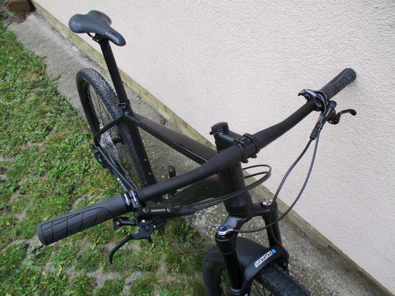 Nové 29" kolo Maxbike M909 19", vidlice Suntour Axon RL-RC air, Shimano XT/SLX 1x12, BOOST pevné osy