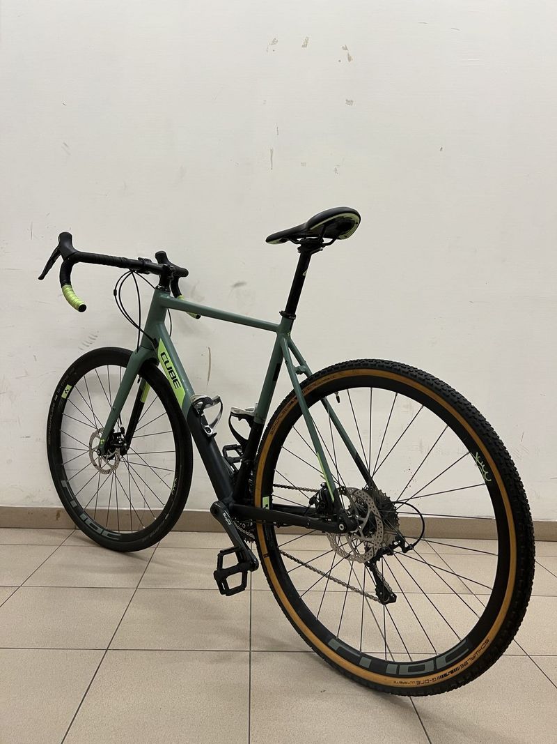 Gravel kolo CUBE NUROAD PRO