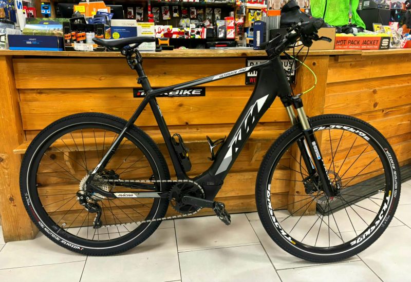 KTM macina ultimate pro