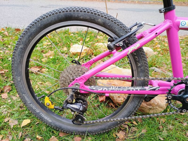 prodám 20" kolo pro malou bike princeznu