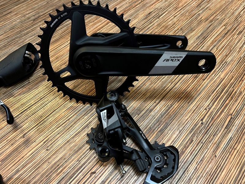 Sada: Sram Apex XPLR D1 1x12sp