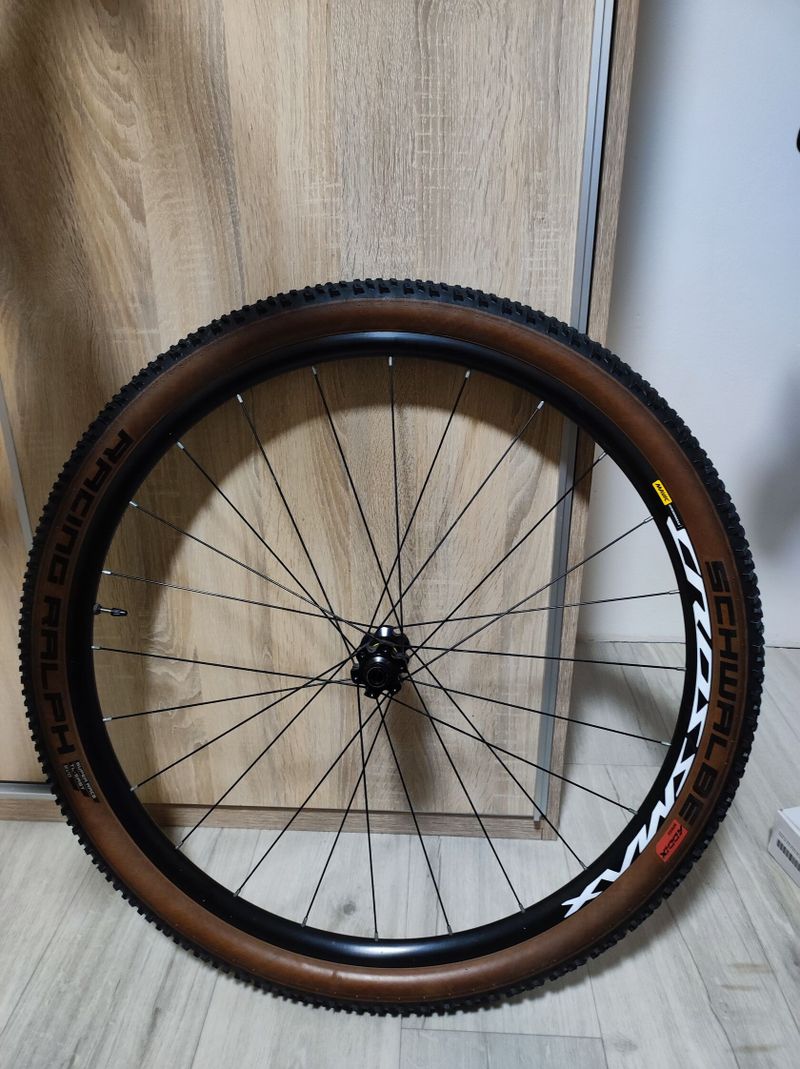 Zapletená kola Mavic Crossmax 29"