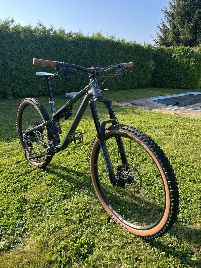 Prodám Commencal Meta. 