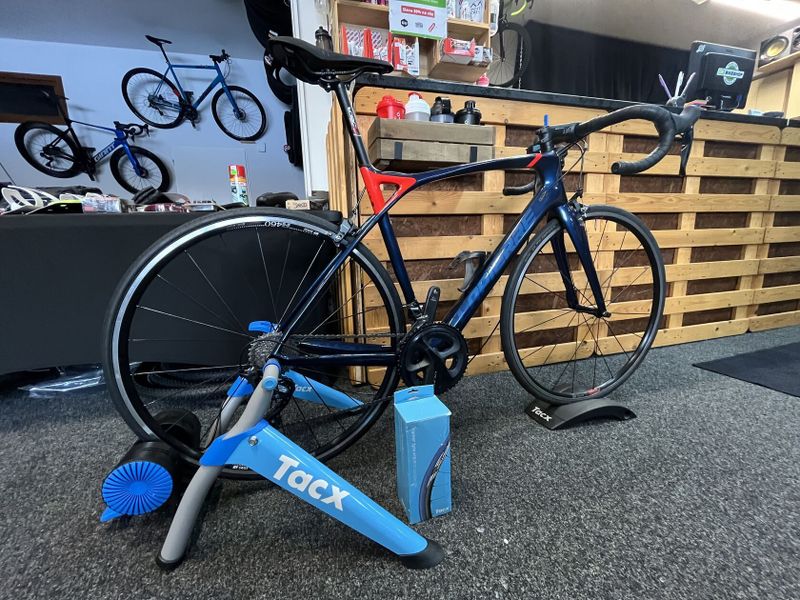 TACX Boost trenažér