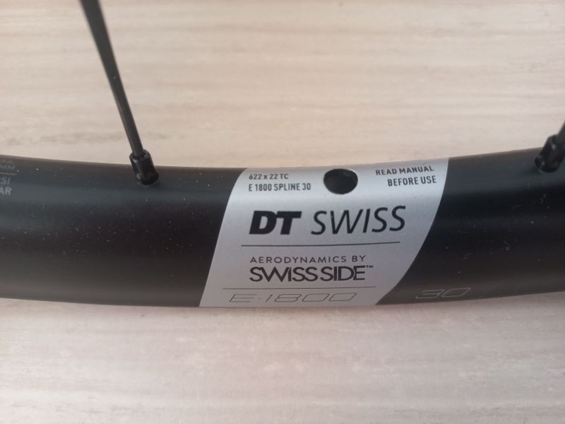 DT Swiss E1800 DB 30 mm 