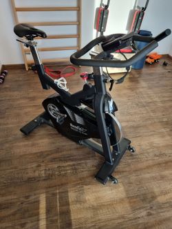 Prodám používaný cyklotrenažer Housefit Racer 70 iTrain