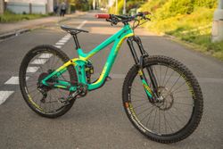 GIANT REIGN ADVANCED KARBON S