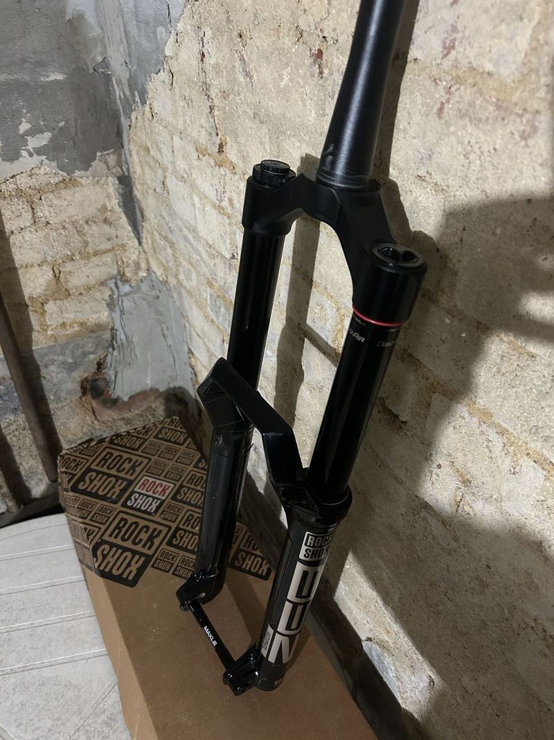 RockShox ZEB Ultimate 180mm Buttercups r29 r.v. 2023