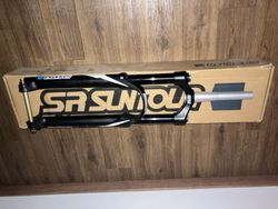  Vidlice SR Suntour DUROLUX Air Boost R2C2, 170mm