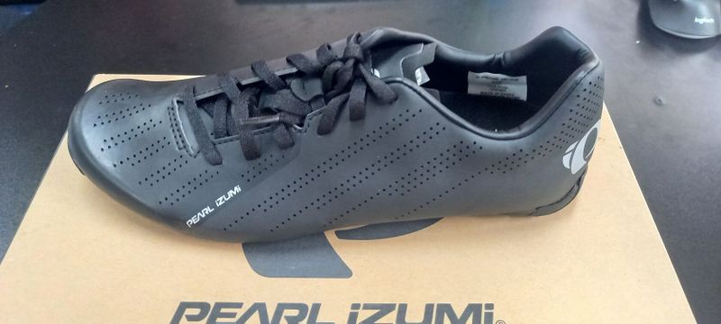 Pearl Izumi Tour Road