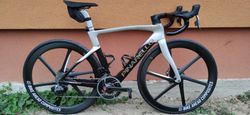 Pinarello dogma F 