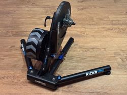 Cyklotrenažér Wahoo KICKR SMART Fitness WF104